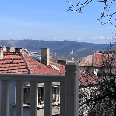 Black Cat Апартамент Велико Търново