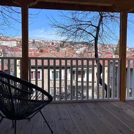 Апартамент Black Cat