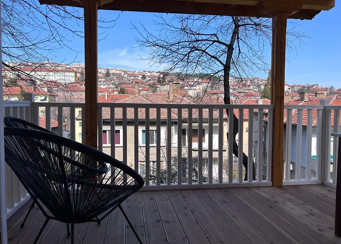 Apartament Black Cat